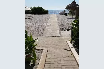 1121 Crandon Blvd #D702, Key Biscayne, FL 33149 - Photo 42