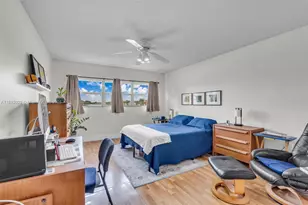 13800 SW 5th Ct, Pembroke Pines, FL 33027 - Photo 16