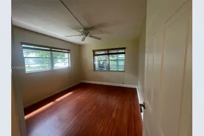 36 Islewood B #36, Deerfield Beach, FL 33442 - Photo 6