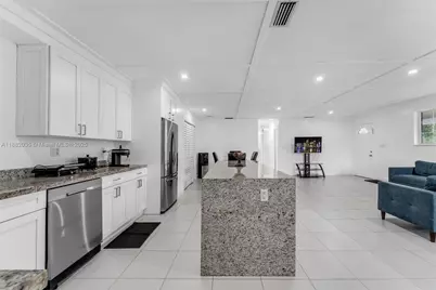 12750 SW 197th Ave, Miami, FL 33196 - Photo 6