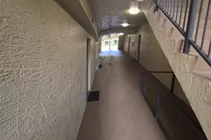 215 SW 117th Terrace, Pembroke Pines, FL 33025 - Photo 2