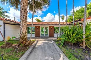 21000 NE 18th Ct, Miami, FL 33179 - Photo 2