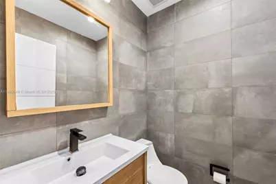 21000 NE 18th Ct, Miami, FL 33179 - Photo 44