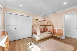21000 NE 18th Ct, Miami, FL 33179 - Photo 38