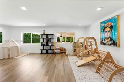 21000 NE 18th Ct, Miami, FL 33179 - Photo 12