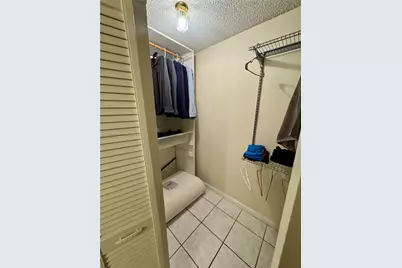 2401 Collins Ave #611, Miami Beach, FL 33140 - Photo 28