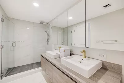 400 Sunny Isles Blvd #920, Sunny Isles Beach, FL 33160 - Photo 36
