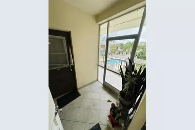 415 NE 2nd St #202, Hallandale Beach, FL 33009 - Photo 4