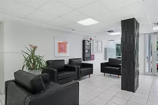 245 18th St, Miami Beach, FL 33139 - Photo 24