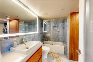 1750 N Bayshore Dr, Miami, FL 33132 - Photo 24