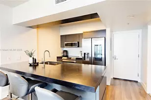 1750 N Bayshore Dr, Miami, FL 33132 - Photo 14
