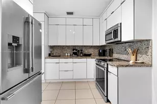 22766 SW 89th Pl, Cutler Bay, FL 33190 - Photo 12