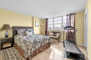 3161 S Ocean Dr, Hallandale Beach, FL 33009 - Photo 20