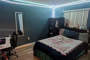 6757 Rose Dr, Miramar, FL 33023 - Photo 42