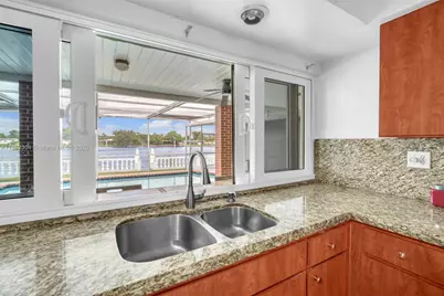 6757 Rose Dr, Miramar, FL 33023 - Photo 22