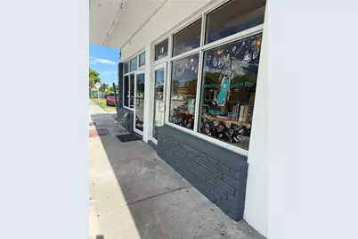 854 Ali Baba Ave, Opa-Locka, FL 33054 - Photo 2