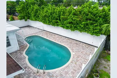 3024 N 73rd Ter, Hollywood, FL 33024 - Photo 18