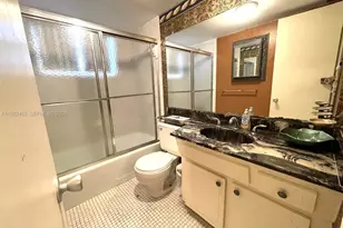 4151 NW 41st St, Lauderdale Lakes, FL 33319 - Photo 10