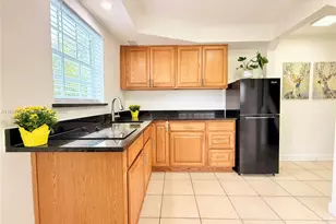 30 SW 11th Ave, Miami, FL 33130 - Photo 12
