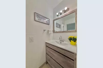 30 SW 11th Ave #4, Miami, FL 33130 - Photo 28