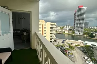 1825 S Ocean Dr, Hallandale Beach, FL 33009 - Photo 10