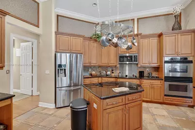 3792 Churchill Downs Dr, Davie, FL 33328 - Photo 18