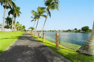 10013 SW 218th St, Cutler Bay, FL 33190 - Photo 44