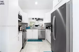 10013 SW 218th St, Cutler Bay, FL 33190 - Photo 16