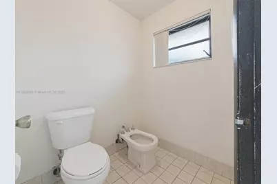 2420 SW 135th Ave, Miami, FL 33175 - Photo 10