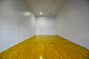 2950 NE 188th St, Aventura, FL 33180 - Photo 28