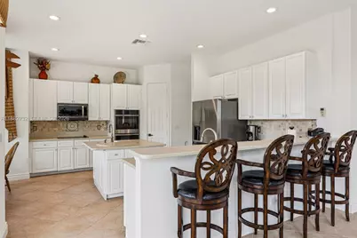 11759 Paradise Cove Ln, Wellington, FL 33449 - Photo 20