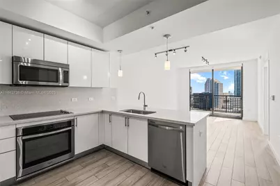 999 SW 1st Ave #2208, Miami, FL 33130 - Photo 4