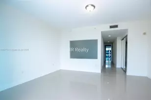 2950 NE 188th St, Aventura, FL 33180 - Photo 12