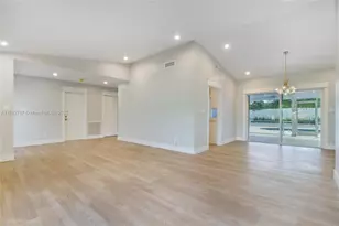 11011 SW 110th Rd, Miami, FL 33176 - Photo 8