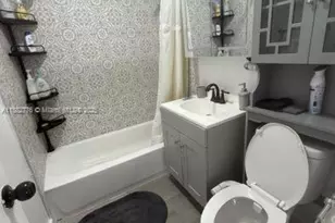 1336 NW 38th St, Miami, FL 33142 - Photo 12