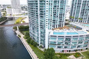 92 SW 3rd St, Miami, FL 33130 - Photo 56