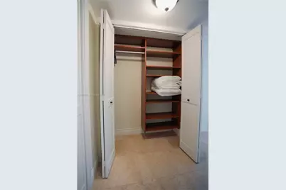 6039 Collins Ave #503, Miami Beach, FL 33140 - Photo 12