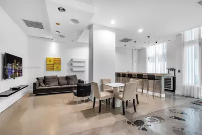 234 NE 3rd St #2104, Miami, FL 33132 - Photo 24