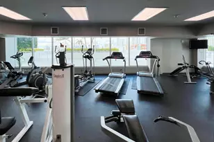 275 NE 18th St, Miami, FL 33132 - Photo 18