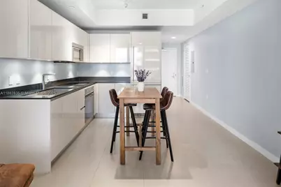 1010 Brickell Ave #3610, Miami, FL 33131 - Photo 14