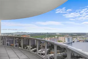 18201 Collins Ave, Sunny Isles Beach, FL 33160 - Photo 6