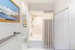 3255 NE 184th St, Aventura, FL 33160 - Photo 38