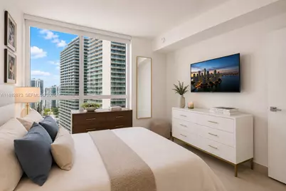 1080 Brickell Ave #2503, Miami, FL 33131 - Photo 2