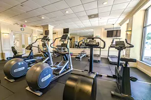 5700 Collins Ave, Miami Beach, FL 33140 - Photo 18