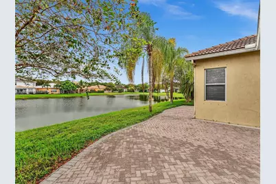 19222 Crystal St, Weston, FL 33332 - Photo 54
