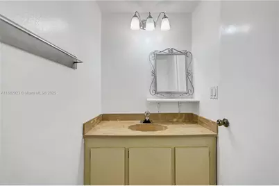 2500 Parkview Dr #808, Hallandale Beach, FL 33009 - Photo 18