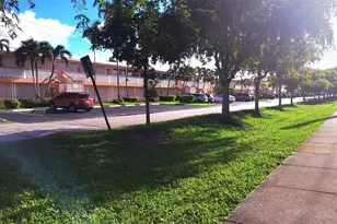 901 SW 11th Ave, Hallandale Beach, FL 33009 - Photo 1