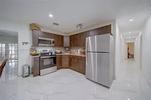 5040 NW 197th St, Miami, FL 33055 - Photo 10