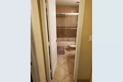 10000 NW 80th Ct #2236, Hialeah Gardens, FL 33016 - Photo 30