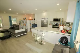 2754 SW 36th Ave, Miami, FL 33133 - Photo 10